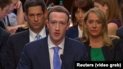 În trecut, Zuckerberg a mai fost criticat pentru modul de operare al platformei sale. Exemplul cel mai recent îl constituie lipsa de interes a companiei în combaterea de informații false cu privire la campania de vaccinare împotriva Covid-19.