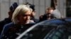 O instanță din Franţa a decis că Marine Le Pen nu va putea candida la vreo funcţie publică timp de cinci ani. Decizia pronunțată în ultima zi din luna martie are efect imediat.