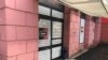 Sălile de jocuri s-au redeschis luni la București. Aproape nimeni nu se obosește să respecte regulile de bază, de la masca purtată corect la distanțarea fizică. 