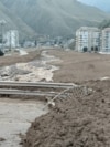 После схода селевого потока в городе Тырныаузе, Кабардино-Балкария. Фотография из телеграм-канала управления МЧС России по республике. 1 августа 2025 г.