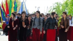  Türkmen ÝOJ-lary dalaşgärleri okuwa kabul edip başlady. Daşary ýurtlarda okamak isleýänler 'köpeldi'