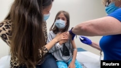 Vaccinul de la Pfizer urmează să fie autorizat pentru copiii cu vârsta între 12 și 15 ani