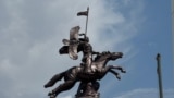 Тамила Маматова жасаган эстелик. 