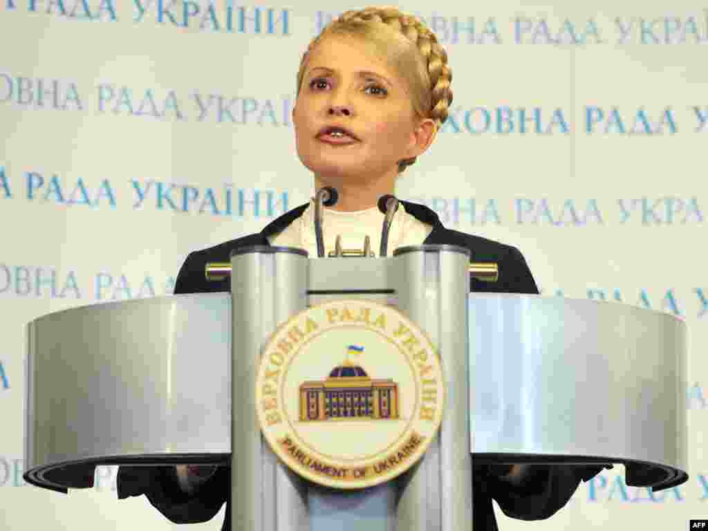 Julija Timošenko, kao čelnica opozicije, razgovara sa novinarima u Kijevu 20. maja 2010. godine