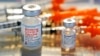 Влада США рекомендувала людям отримувати третю вакцину Pfizer або Moderna через вісім місяців після отримання другої вакцини