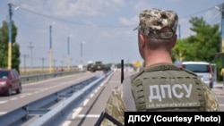 Прикордонники та працівники санітарно-карантинних підрозділів за добу опитали та виміряли температуру в понад 15 тисяч осіб
