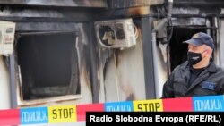 Еден ден после пожарот во модуларната ковид болница во Тетово каде загинаа 14 лица, 9 септември 2021.