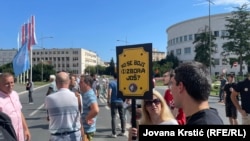 Okupljeni ispred Skupštine Novog Sada, 31. jula 2025.