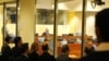 Novinari prate suđenje Radovanu Karadžiću u sudnici Tribunala, arhiva